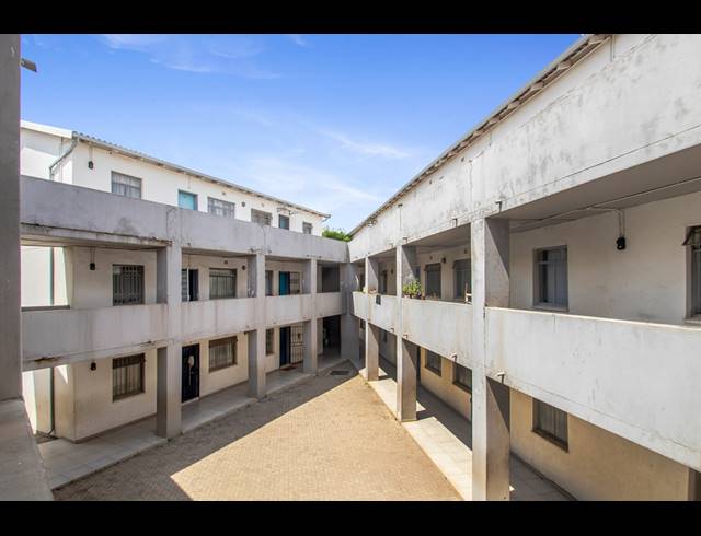 2 BEDROOM APARTMENT FOR SALE IN FLEURHOF